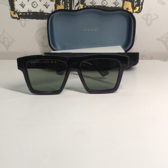 New Authentic Gucci Black and Purple Sunglasses GG0962S 014 - Picture 1 of 11